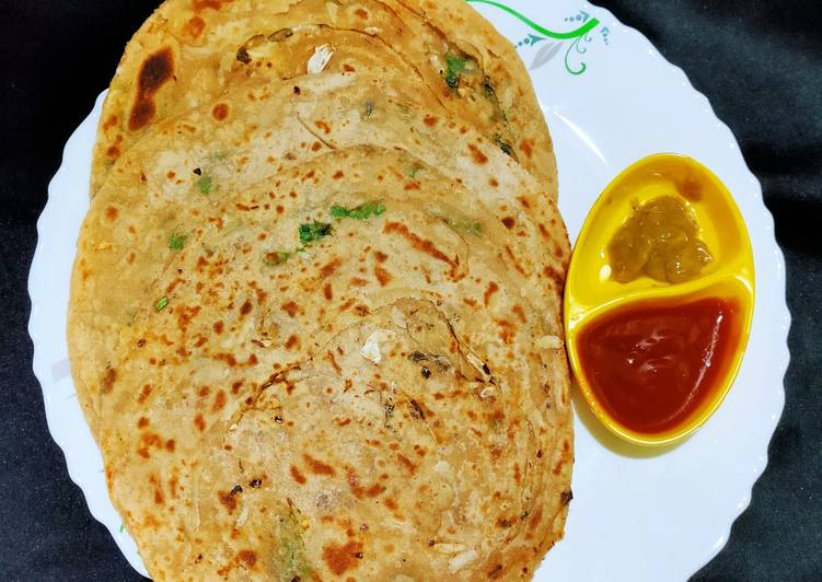 Steps to Prepare Homemade Garlic Lachha Paratha