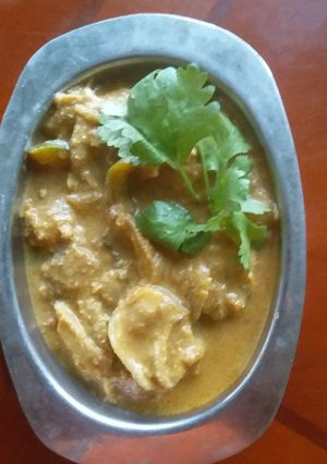 A picture of Mushroom and groundnut gravy.
