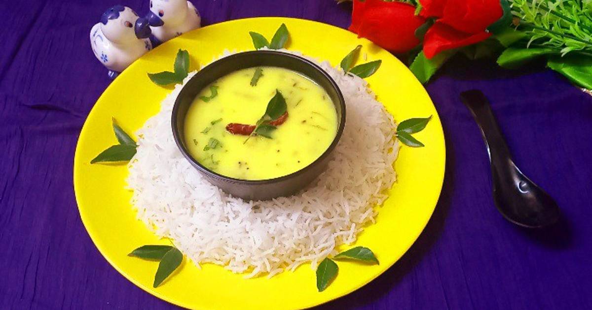 Spring onion garlic kadhi chaval Recipe by Sneha Patel Cookpad