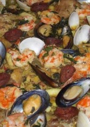 Una foto de Paella Valenciana