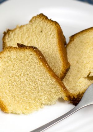 Foto de Bolo de Iogurte Simples na Air Fryer