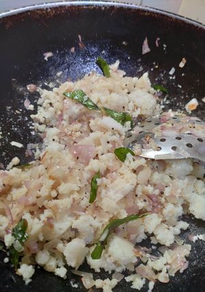 A picture of Idli Upma.