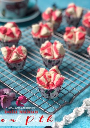 Foto resep Bolu Kukus Merah Putih
