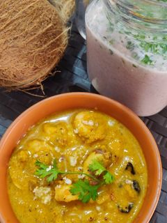 🍤 चिंगळांच कालवण सोबत सोलकढी (solkadhi recipe in marathi) रेसिपी चे मुख्य फोटो