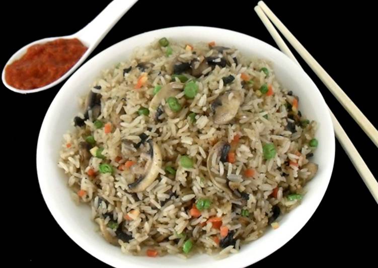 Mushroom Fried Rice Recipe by Dipti Joshi Cookpad