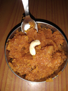 கேரட் அல்வா(Carrot halwa recipe in tamil) செய்முறை முக்கிய புகைப்படம்
