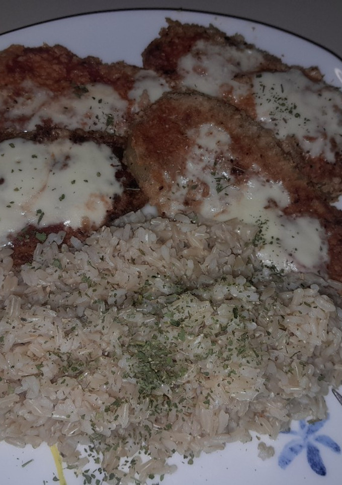 Una foto de Milanesa de Berenjena Napolitana