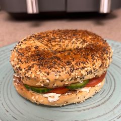 A picture of 🥯 Bagel sandwich 🥯.