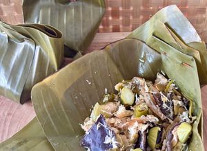 Foto resep Botok Campur Jamur Pete Teri Lamtoro