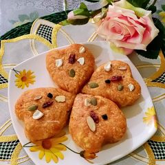A picture of Carrot Burfi/Gajar ki Burfi.