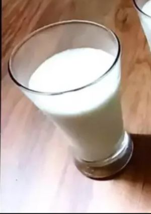 A picture of Soya milk (tofu).