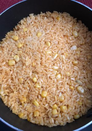 Una foto de Arroz con maíz