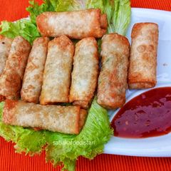 A picture of Spring Rolls 🥕🫑🥬.