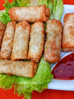 A picture of Spring Rolls 🥕🫑🥬.