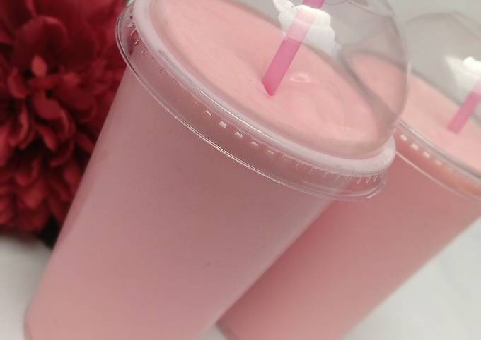 Strawberry smoothie