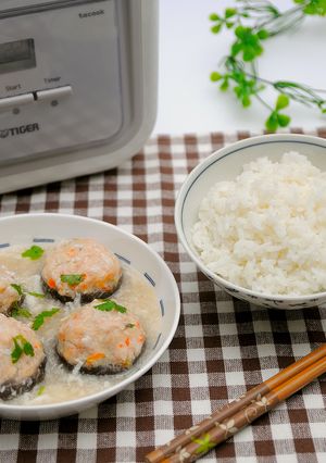 蝦肉釀鮮菇 的食譜成品照片