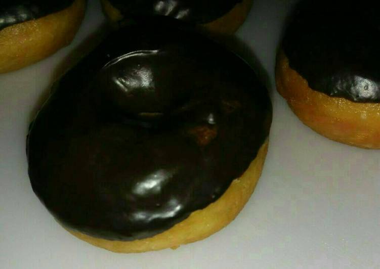 Donat MADU