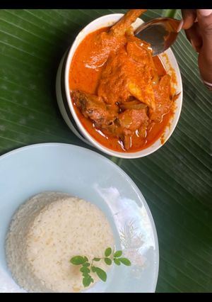 A picture of Carrot stew and rice.