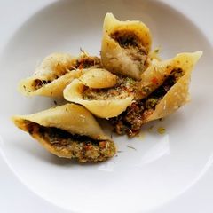 A picture of Broccoli & Tomato Pesto Pasta.