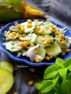 عکسی از دستور سالاد تابستانی ذرت و خیار