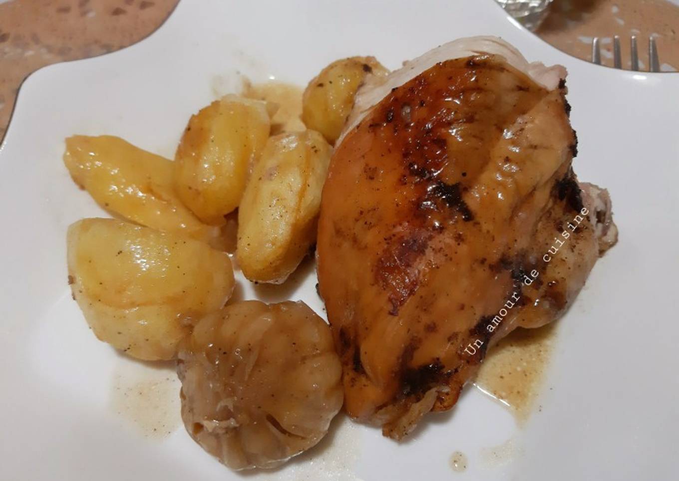 Poulet accompagné de petites pommes de terres 🍽