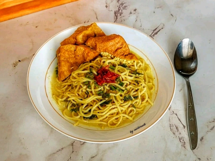 Cara Gampang Menyiapkan Resep Tahu Mie Kuah Kuning khas Balikpapan yang Enak Banget Anti Ribet, Lezat Sekali