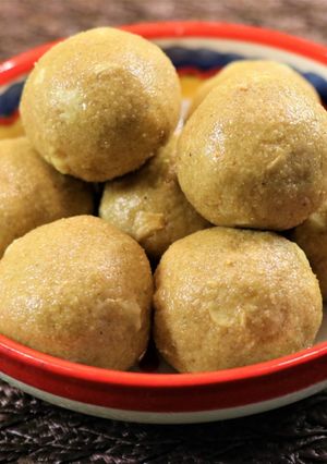 A picture of Sesame Seeds Laddu | Til Ladoo.