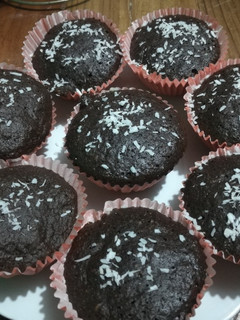 Una foto de Cupcakes de chocolate saludables