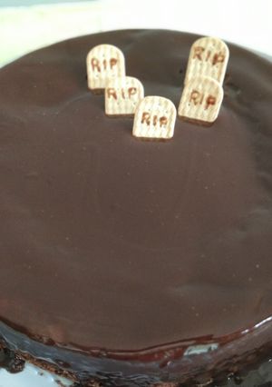 Foto de Bolo de chocolate "cemitério abandonado"