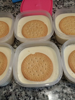 Una foto de Flan de queso sin horno con cuajada Royal