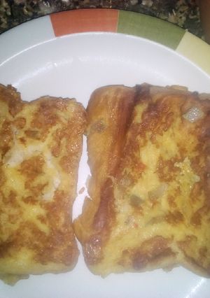 A picture of Bread in egg #paknig.