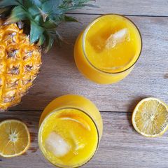 Orange, lemonade and vodka punch A picture of Orange, lemonade and vodka punch.