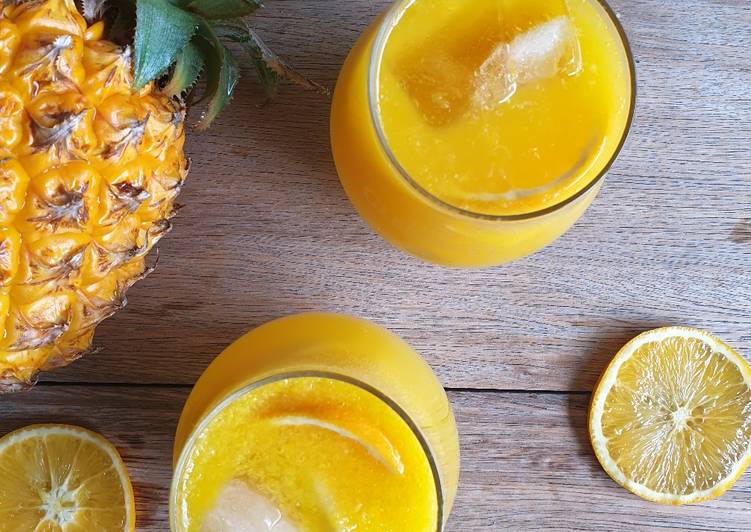 Orange, lemonade and vodka punch