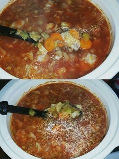 A picture of Hamburger Cabbage Soup.