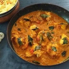 A picture of Kerala Coconut Chicken Curry.