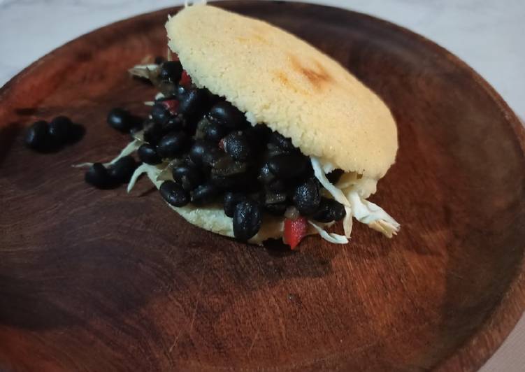 Step-by-Step Guide to Prepare Favorite Arepas dominó