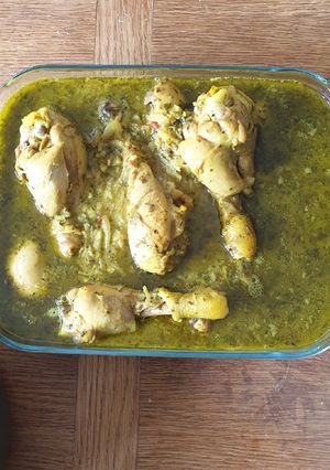 A picture of Bangalore-style Chicken Curry.