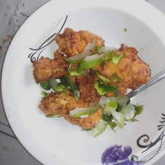 A picture of Fried chicken wt breadcrumb.