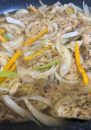 Una foto de Bistec en escabeche con pana o panapen
