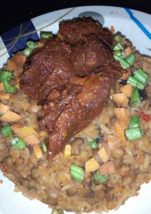 A picture of Jellof Rice and beans.