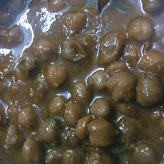 A picture of Chole masala.