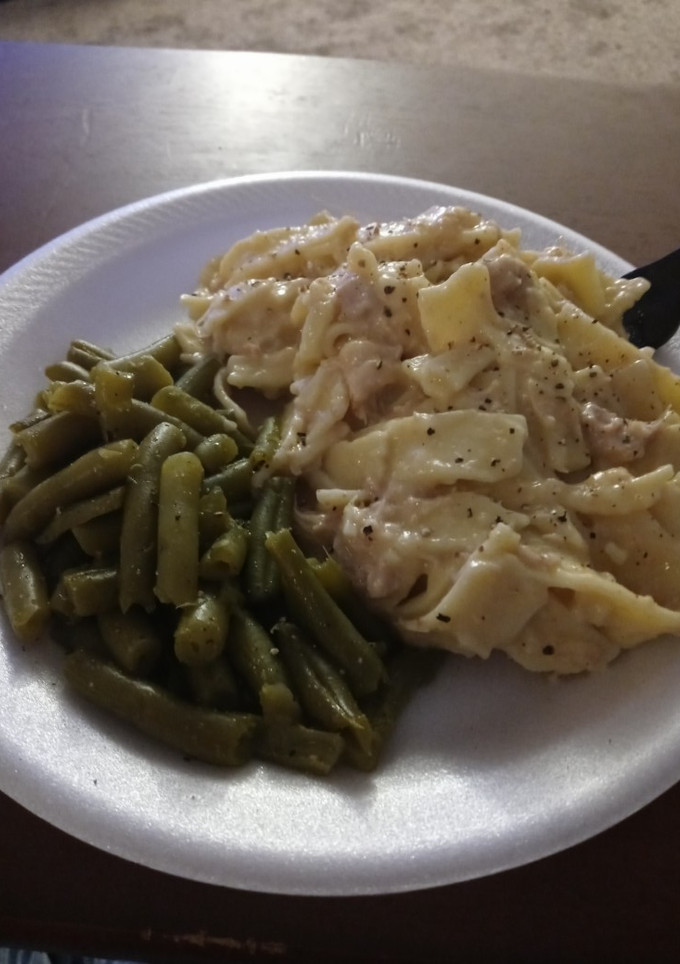 A picture of Creamy Chicken and Noodles.