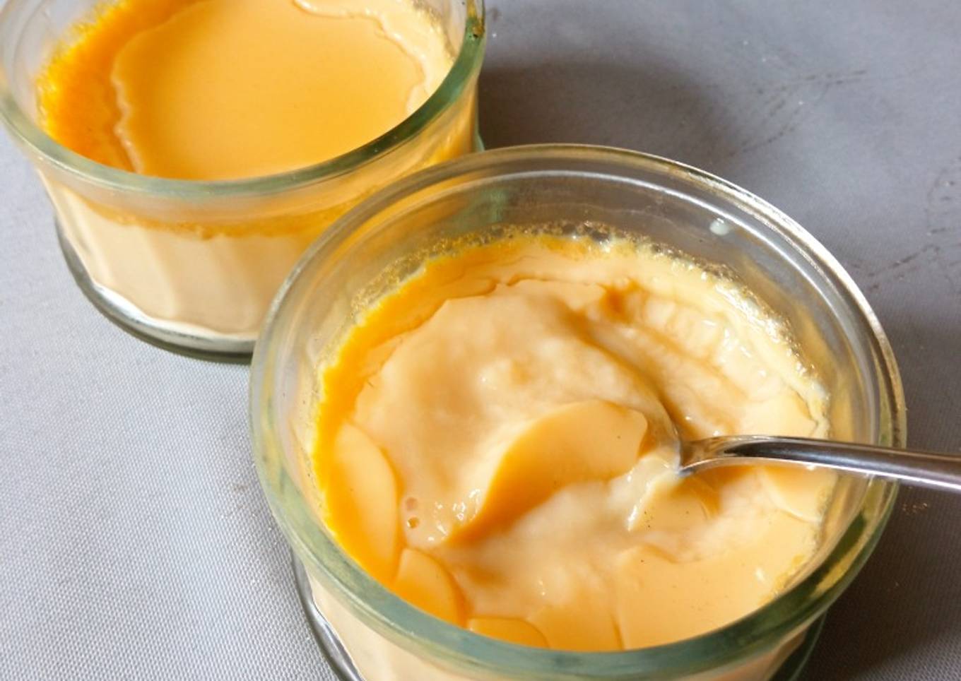 Crèmes aux oeufs a la pomme sans sucre