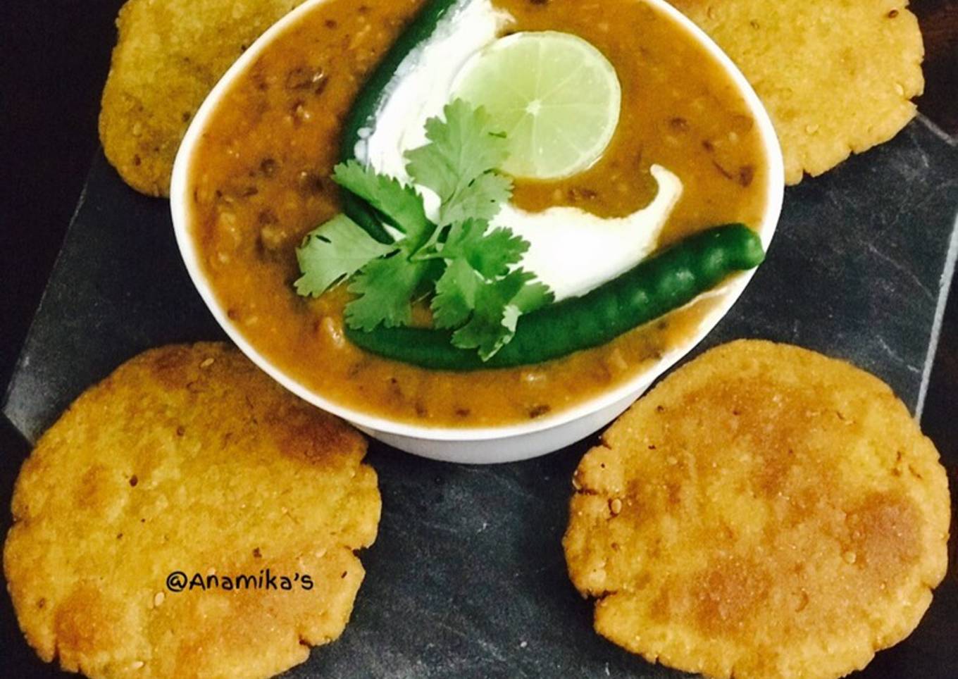 Jowar Sorghum White Millet Masala Poori