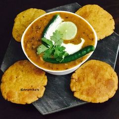 Jowar Sorghum White Millet Masala Poori A picture of Jowar Sorghum White Millet Masala Poori.