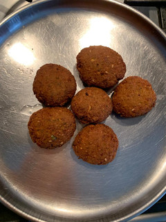 દાળવડા (Dal Vada Recipe In Gujarati) રેસીપી મુખ્ય ફોટો