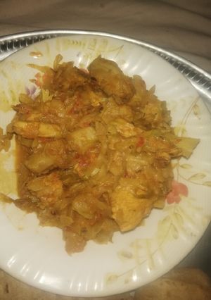 A picture of Cabbage with chicken.