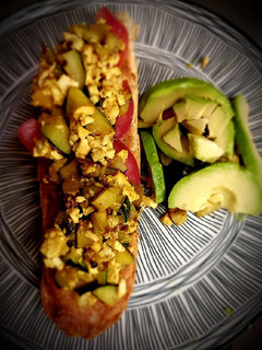 Una foto de Tosta Vegana de "NO HUEVO REVUELTO"