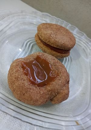 Una foto de Alfajores y pepas integrales