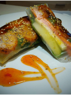 Una foto de Rollitos vietnamitas con langostinos especiados al curry 😍
